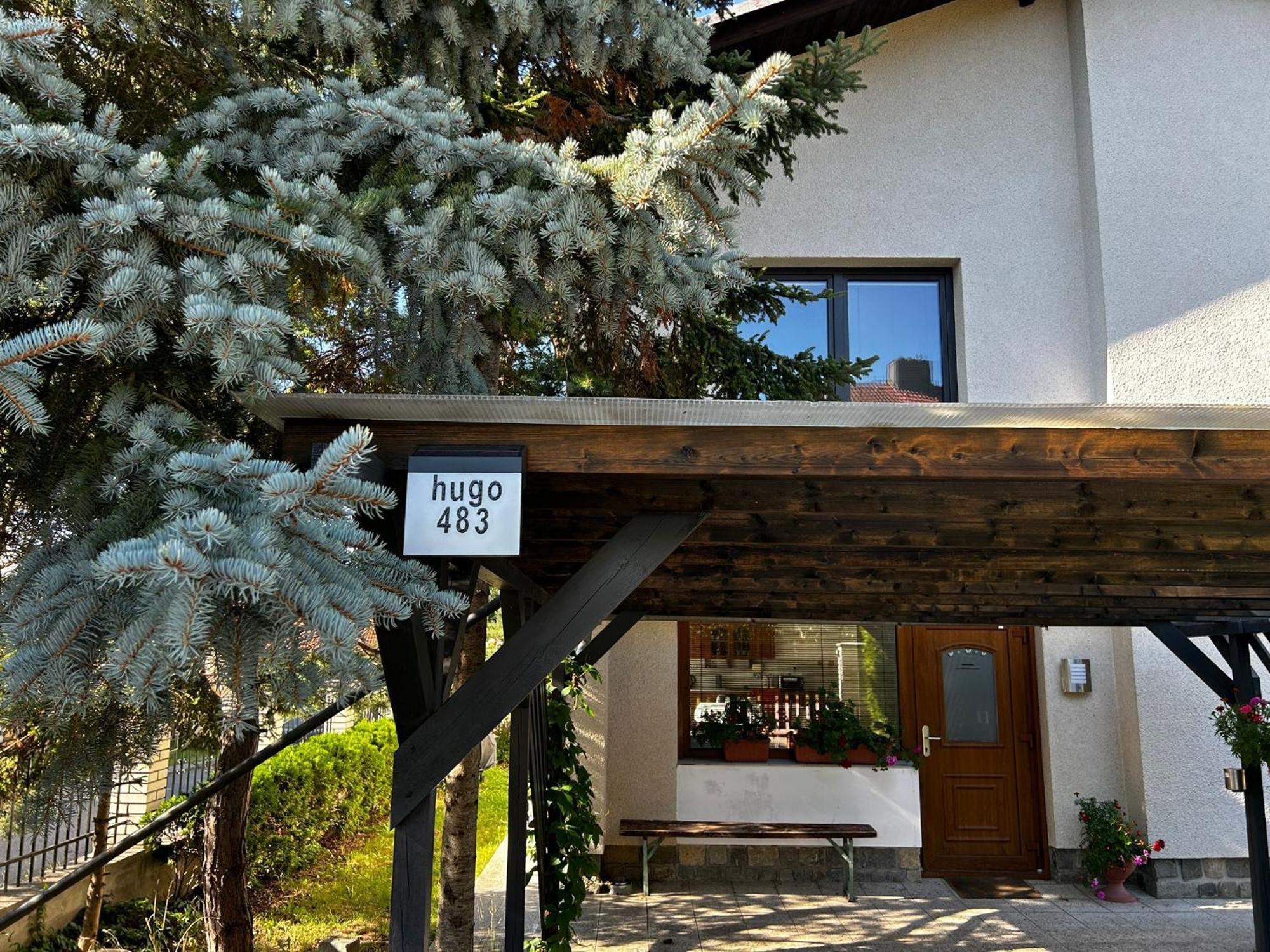 Apartman Hugo チェスケー・ブジェヨヴィツェ エクステリア 写真