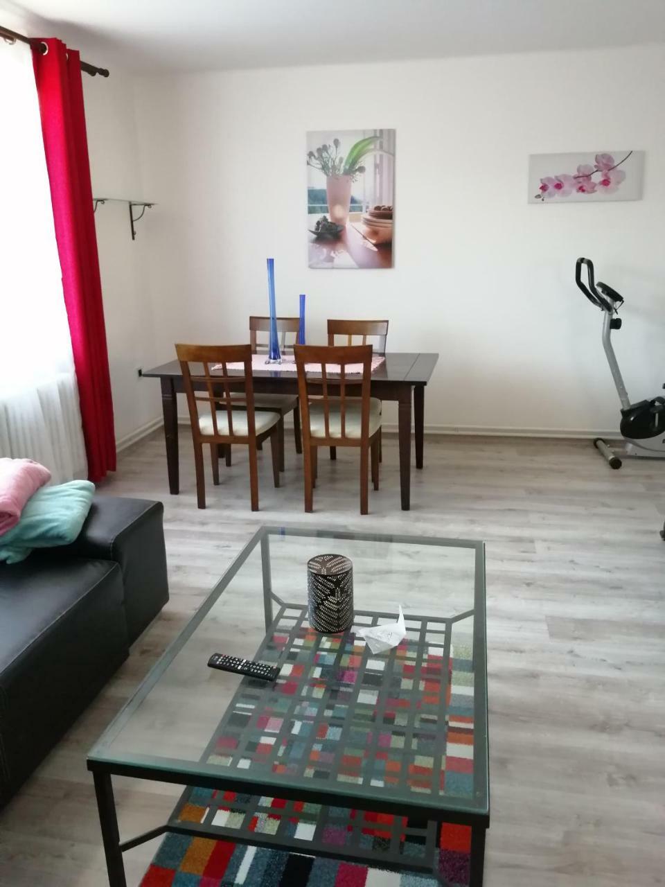 Apartman Hugo チェスケー・ブジェヨヴィツェ エクステリア 写真